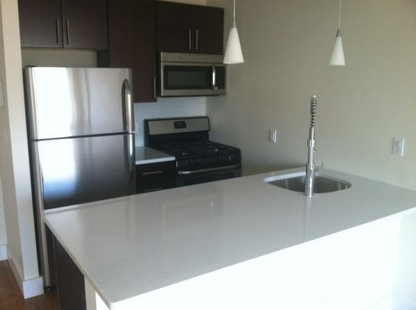 246 Union Ave - Photo 3 of 5