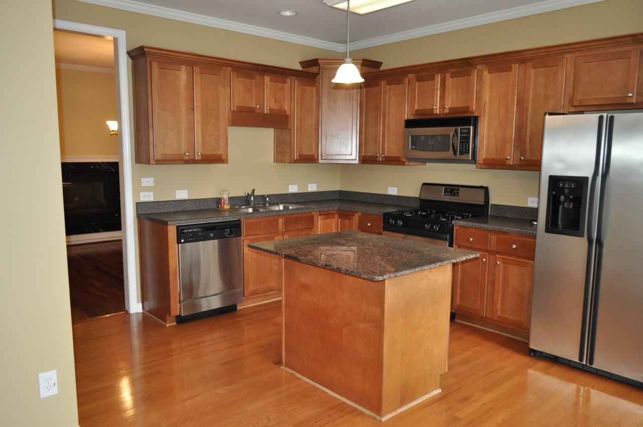 1134 New Parkview Pl #1134 - Photo 2 of 18