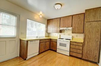 1904 Edenview Ln - Photo 3 of 4