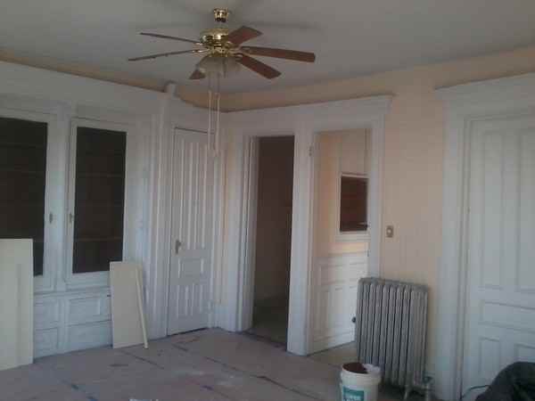 305 6th Ave #4 - Photo 2 of 4