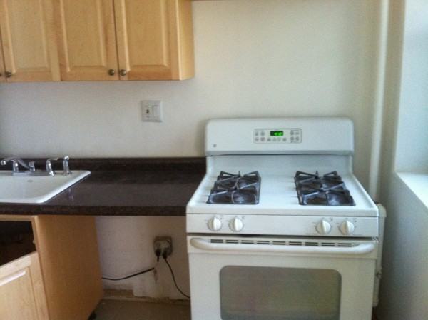 210 Clinton Ave #5H - Photo 3 of 9