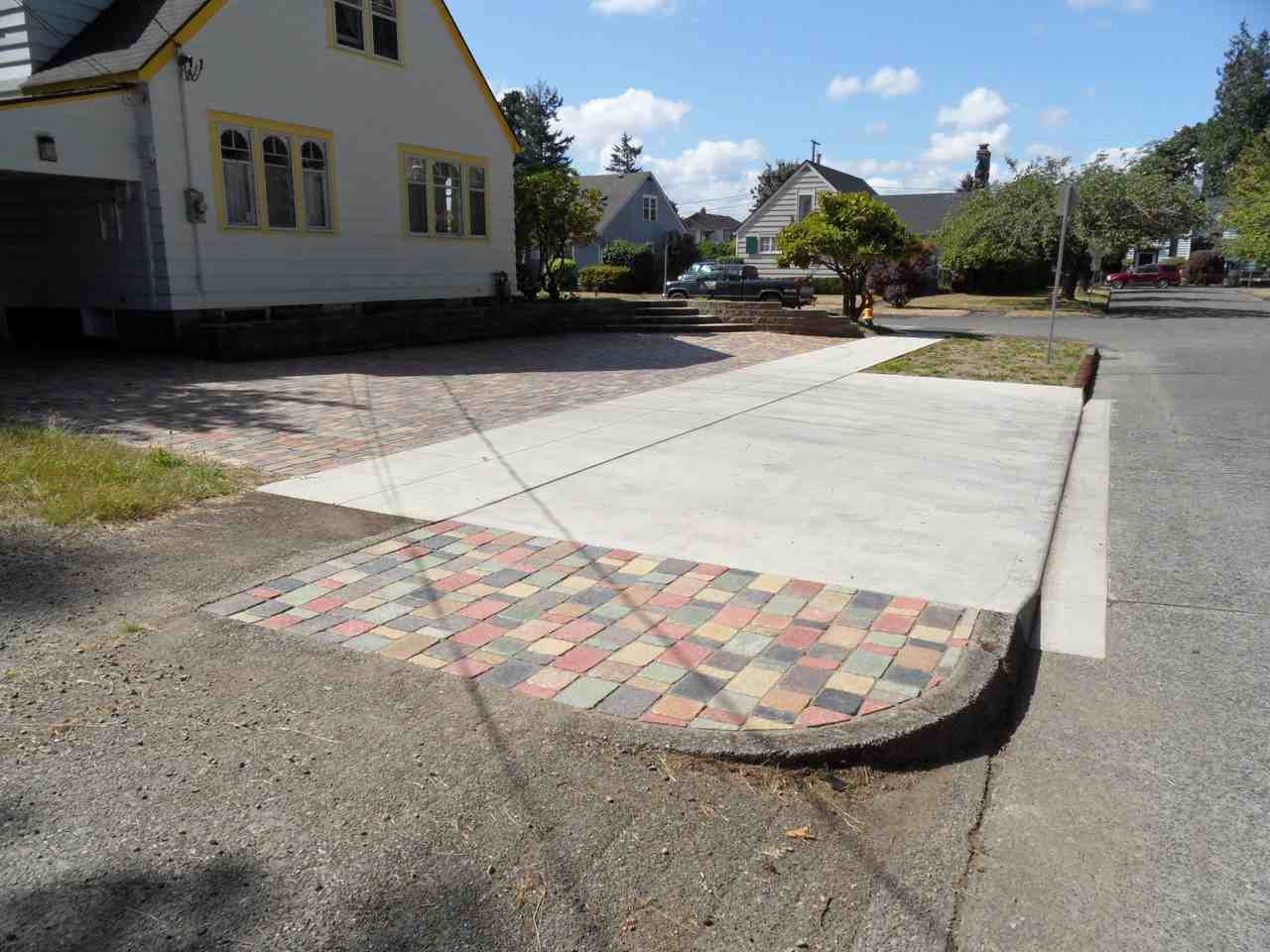 2304 Columbia St SW - Photo 3 of 21