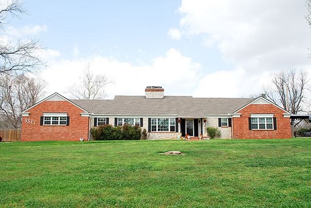 3317 E Maxwell Dr - Photo 2 of 13