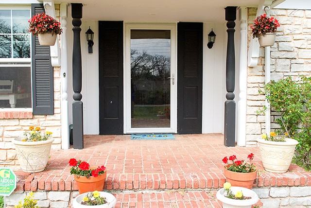 3317 E Maxwell Dr - Photo 3 of 13