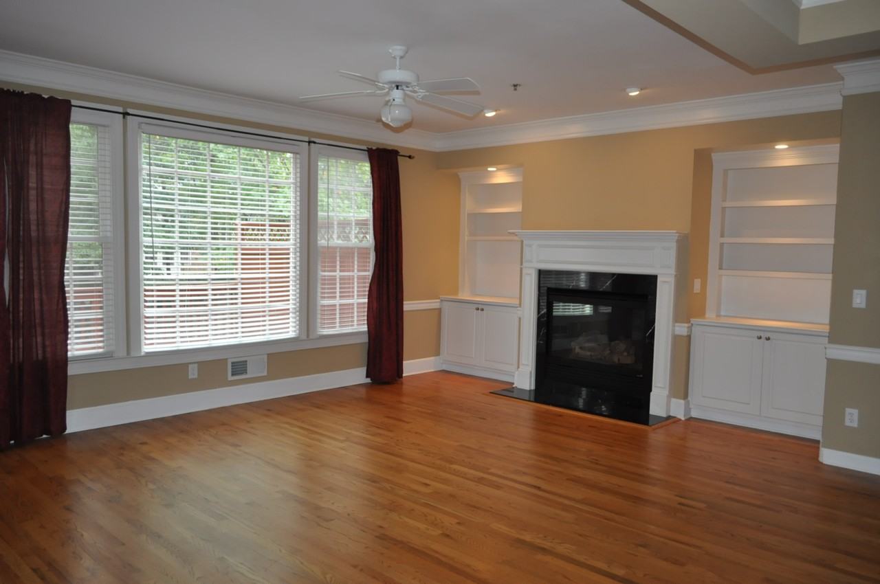 530 Vinings Estates Dr SE - Photo 3 of 20