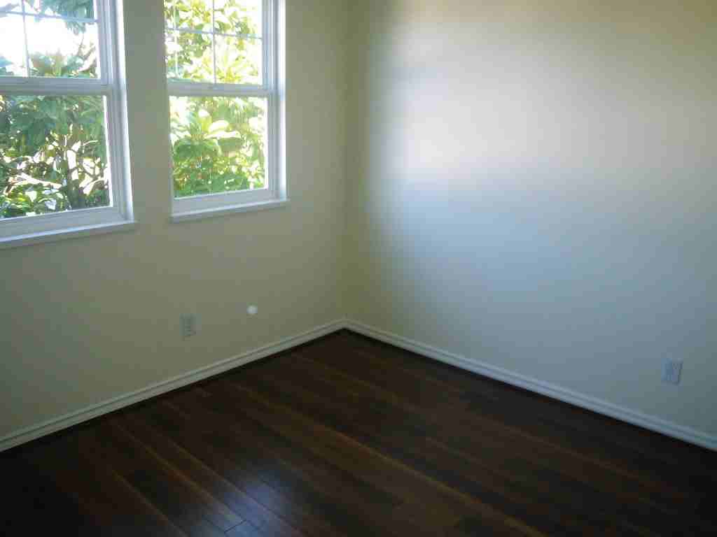 555 W 16th Ave - Photo 3 of 10