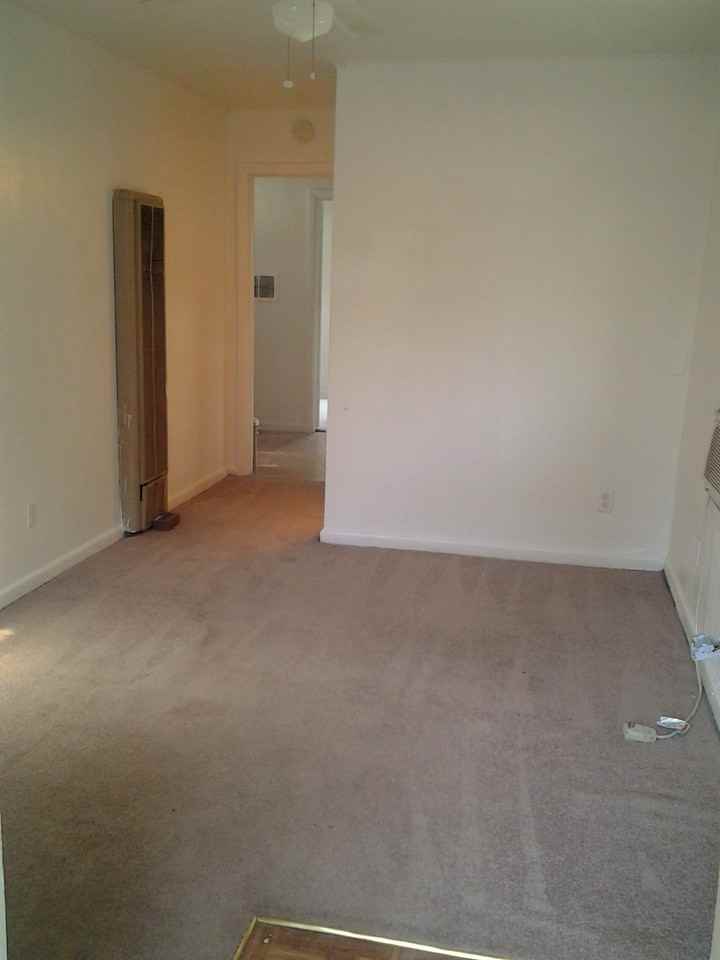 2212 NW 34th St - Photo 2 of 7