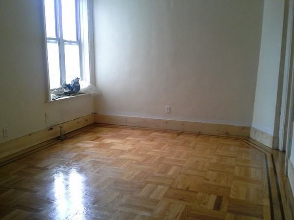 1814 Brooklyn Ave - Photo 2 of 3