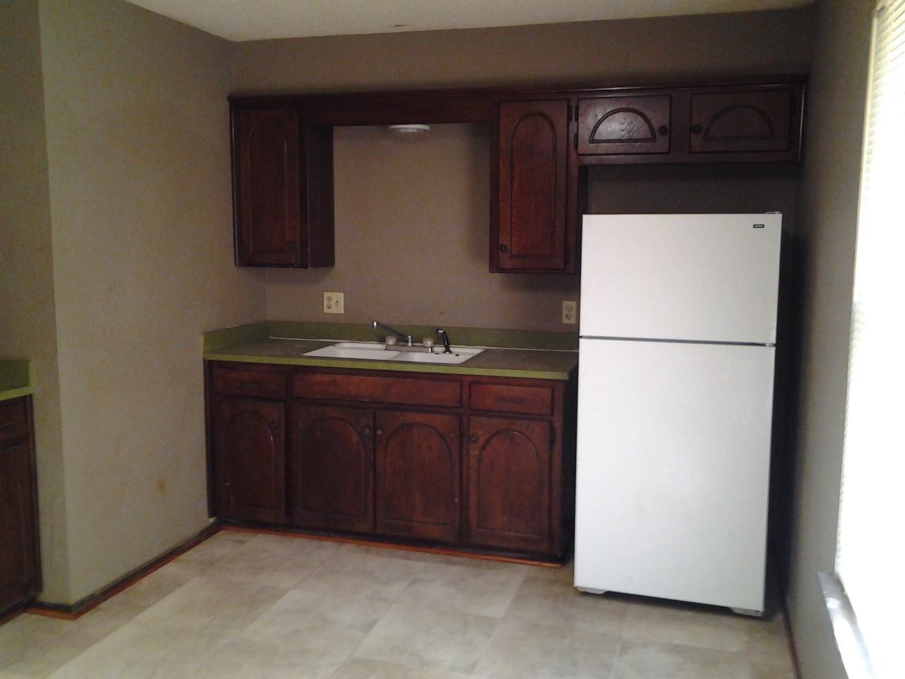 8316 NE 34th Pl - Photo 3 of 10