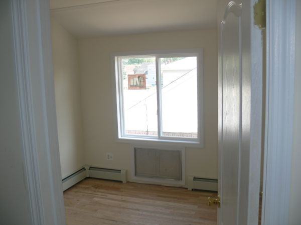 162-22 144th Ave - Photo 3 of 3
