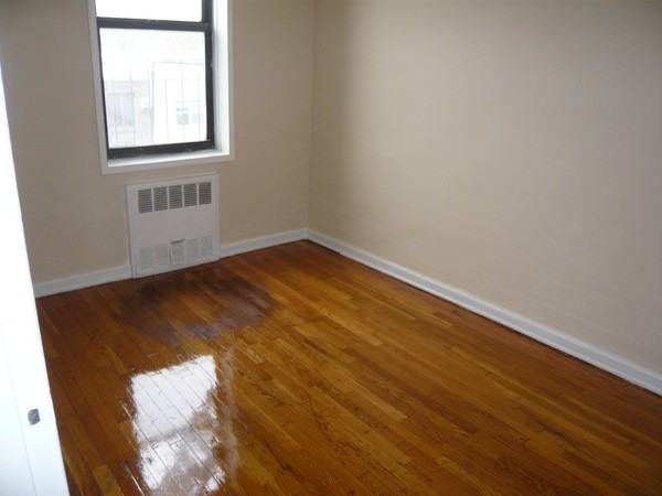 Gravesend Neck Rd #3N