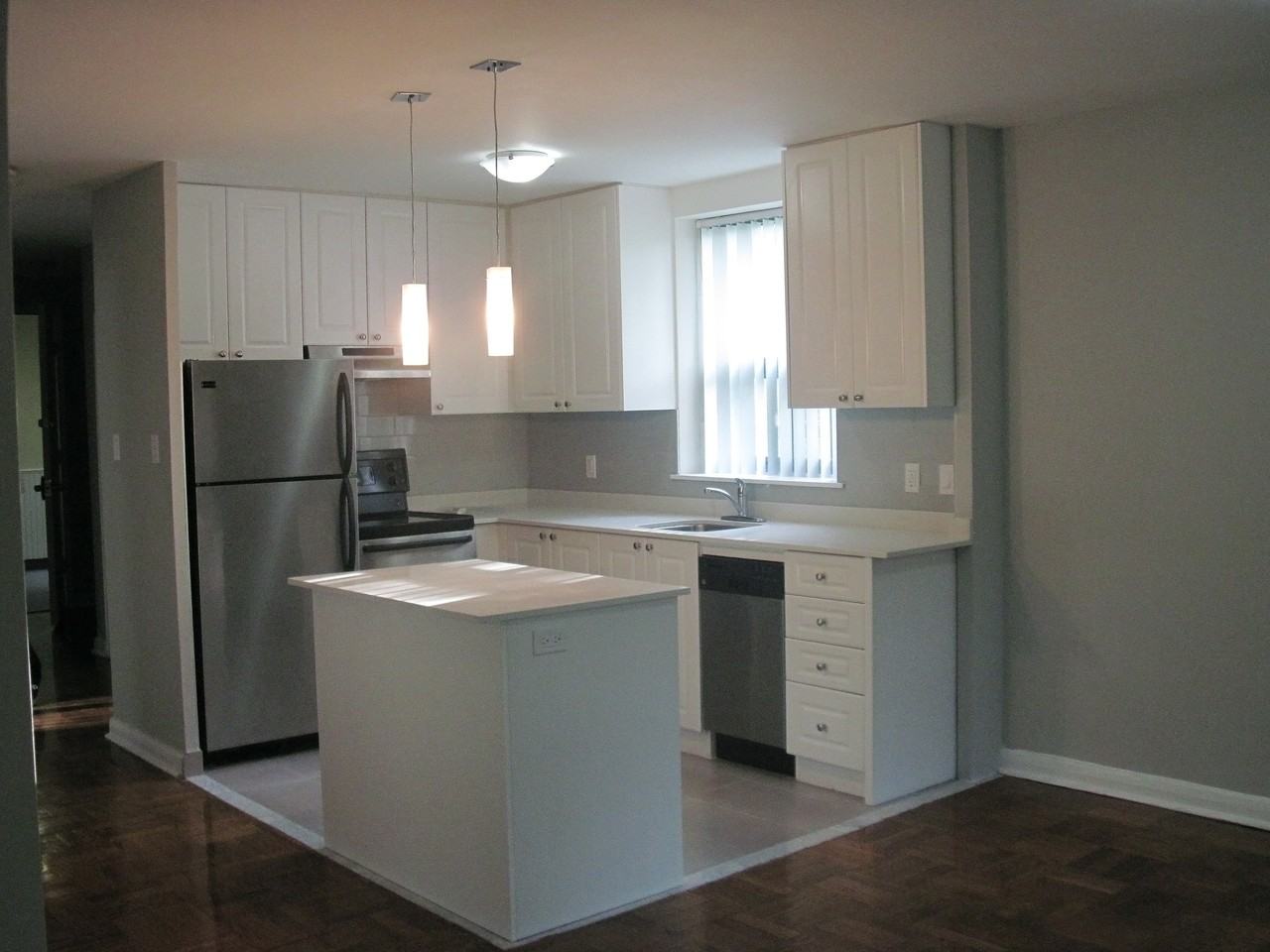 70 Heath St W - Photo 2 of 5