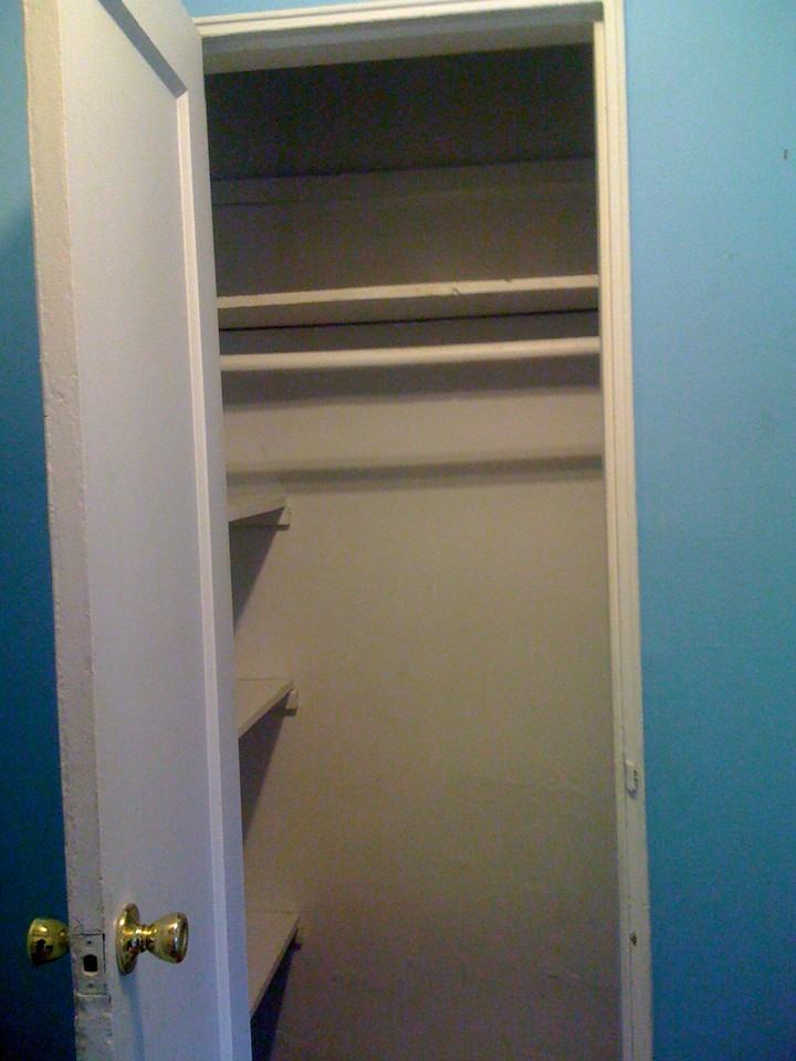 2615 Avenue O 4 - Photo 2 of 5