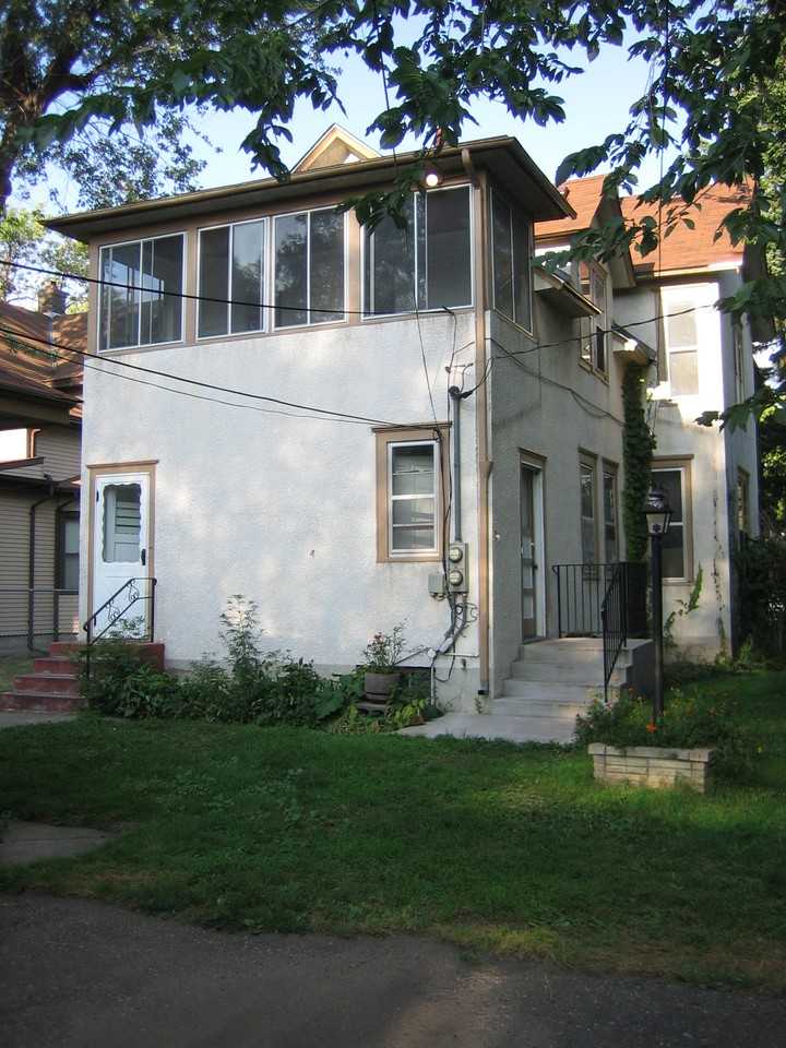 3132 Cedar Ave #1 - Photo 2 of 4