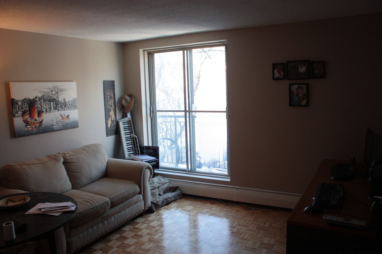 33 St Andrew St - Photo 2 of 9