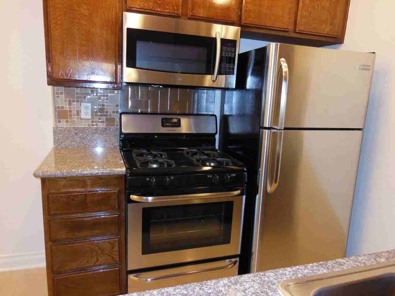 3669 Westwood Blvd #105 - Photo 2 of 10