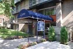 3130 Boulevard Edouard-Montpetit #415 - Photo 2 of 8