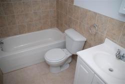 3130 Boulevard Edouard-Montpetit #415 - Photo 3 of 8