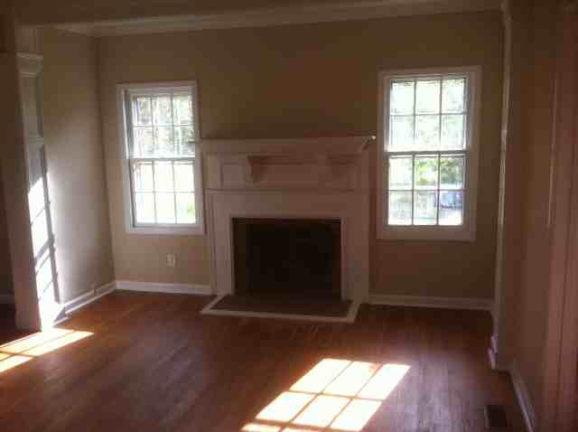 2824 Slocomb Rd - Photo 2 of 10