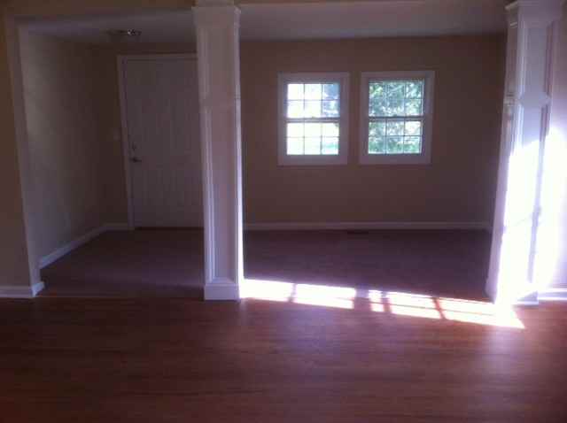 2824 Slocomb Rd - Photo 3 of 10