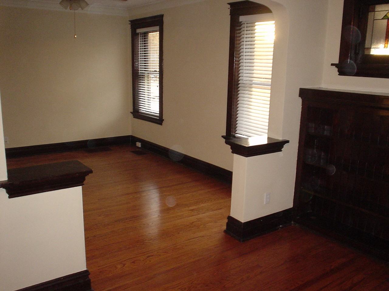 504 Bancroft Ave - Photo 3 of 7