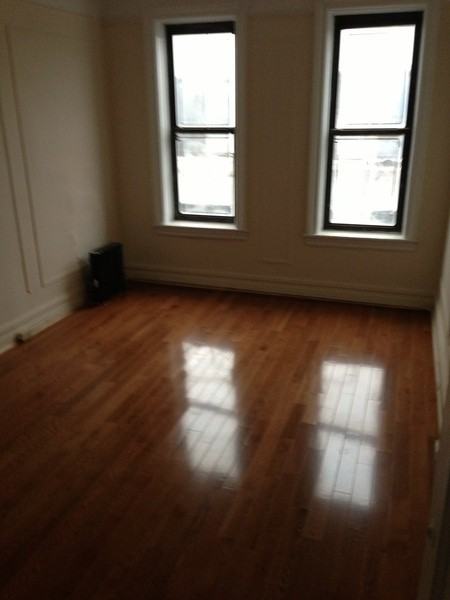 2243 Ocean Ave D7 - Photo 2 of 5