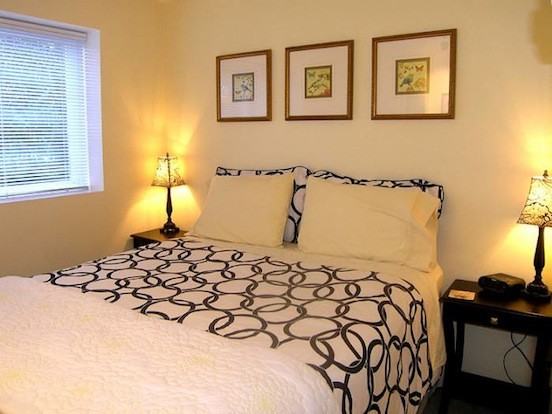 1199 Lynn Valley Rd - Photo 2 of 4