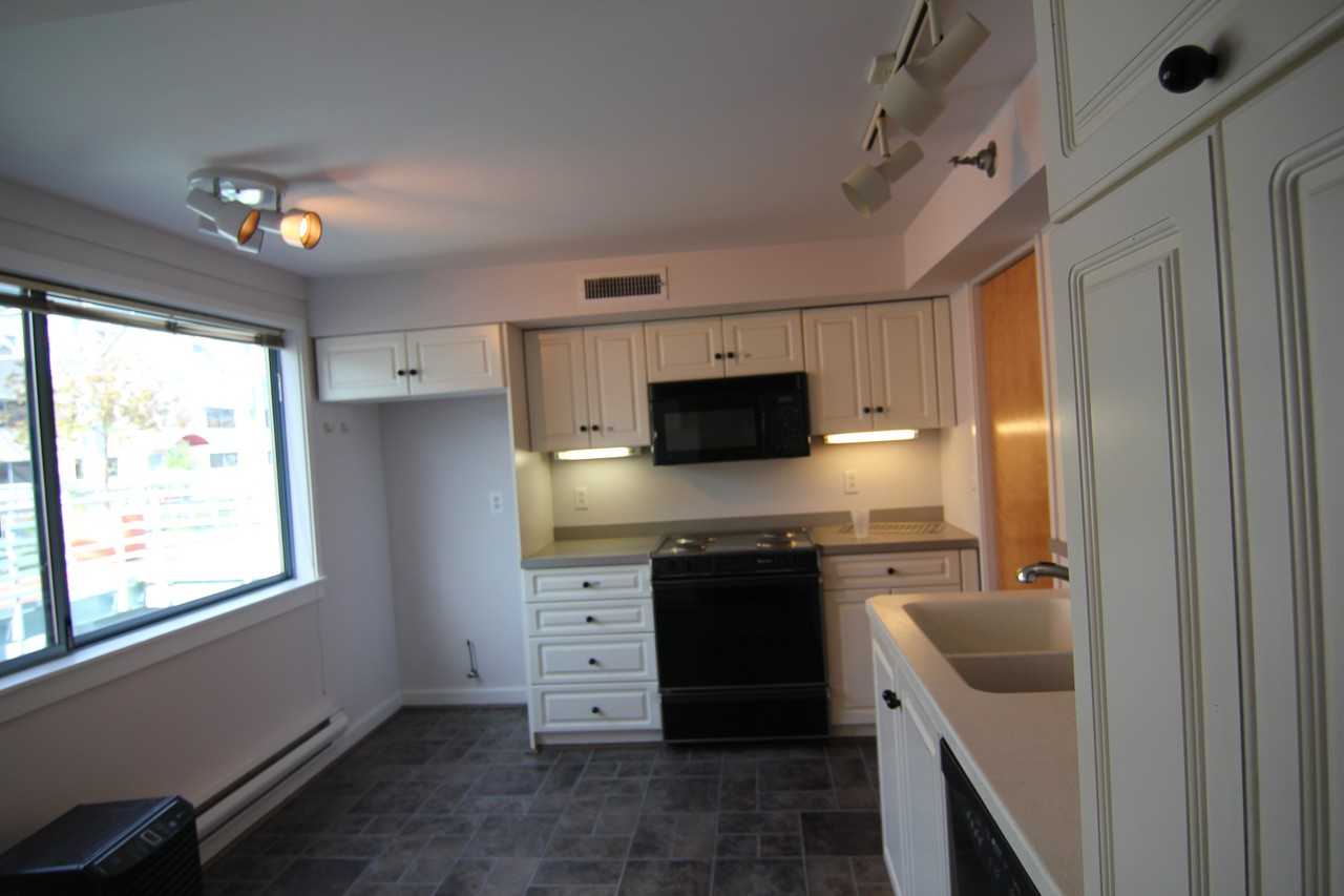 7 N Christopher Columbus Blvd #212 - Photo 2 of 13