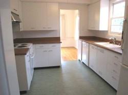 511 Samarkand Dr - Photo 3 of 6