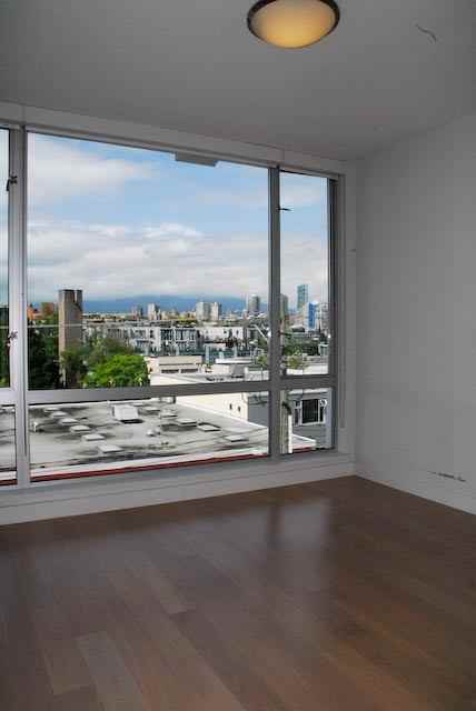 1635 W 3rd Ave #413 - Photo 5 of 11