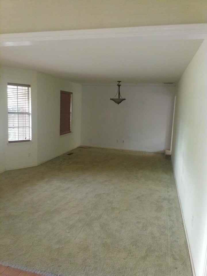 2605 NW 118th St - Photo 3 of 22