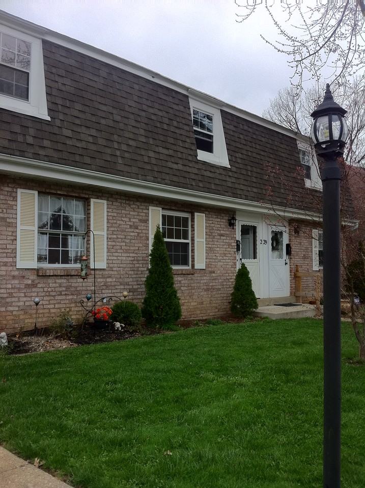 229 Whitestown Village 229 C, Butler, PA 16001 2 Bedroom Apartment