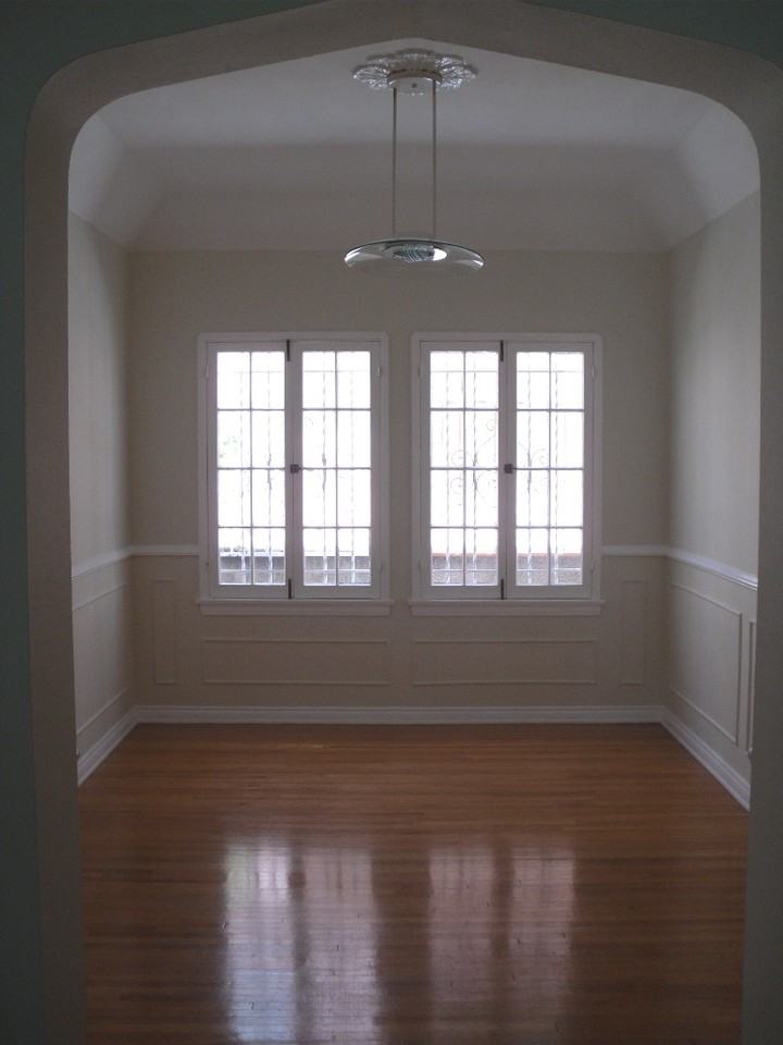 350 Cloverdale Rd - Photo 2 of 5