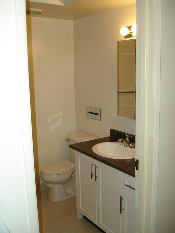 Tisdall Street Vancouver, BC V5Z 3M9 - Photo 3 of 7