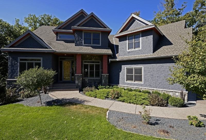 2632 N Saunders Lake Dr - Photo 2 of 20