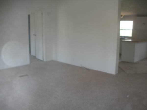 3032 Patriot Ln - Photo 2 of 11