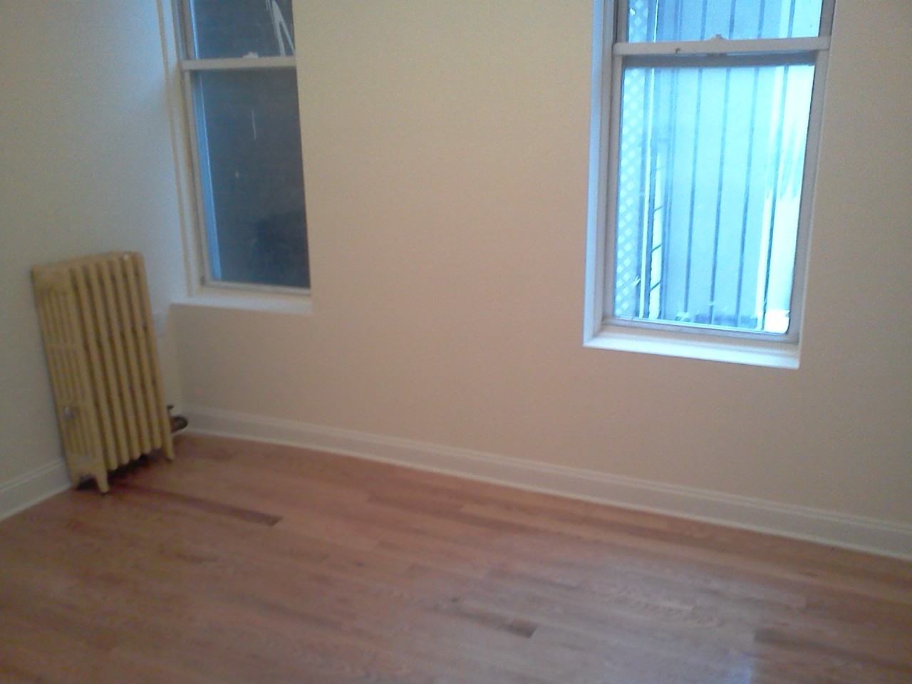 172-61 125th Ave - Photo 3 of 5