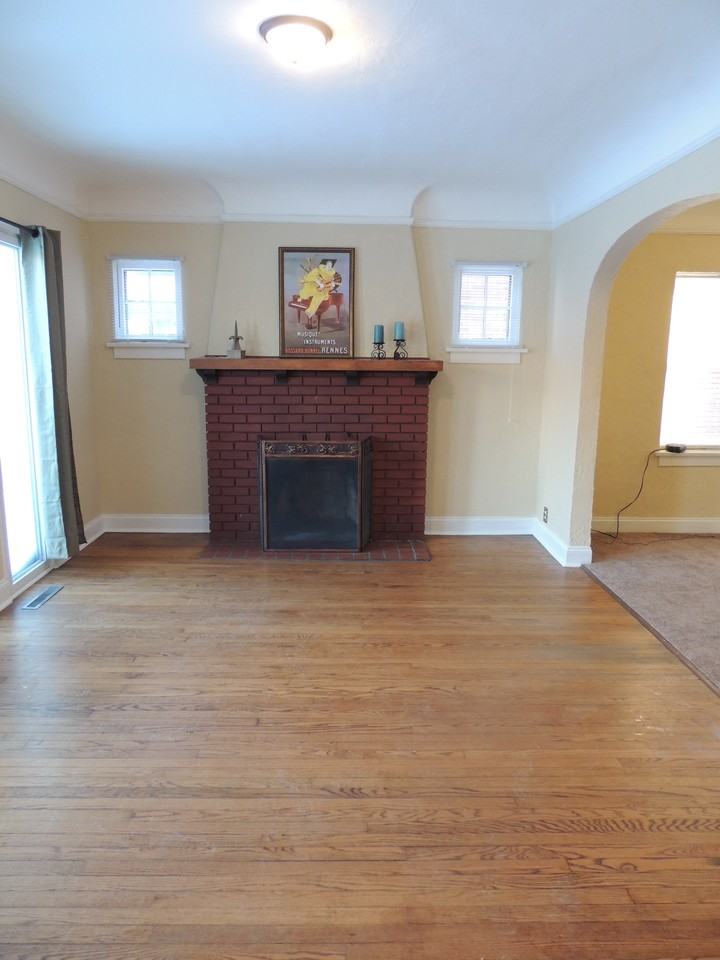 1926 Davis Ave - Photo 2 of 30