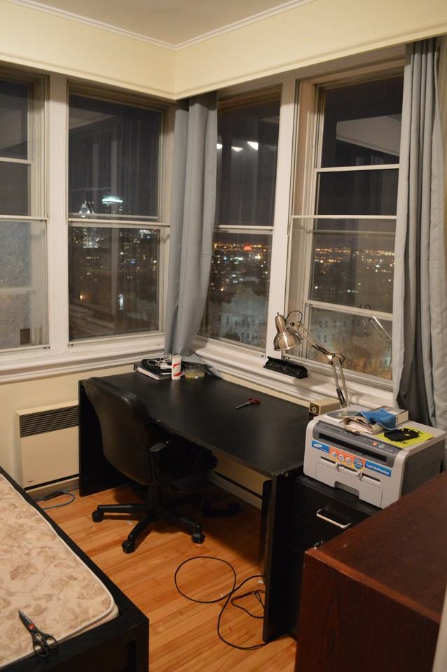 3787 Chemin de la Côte-des-Neiges - Photo 3 of 5