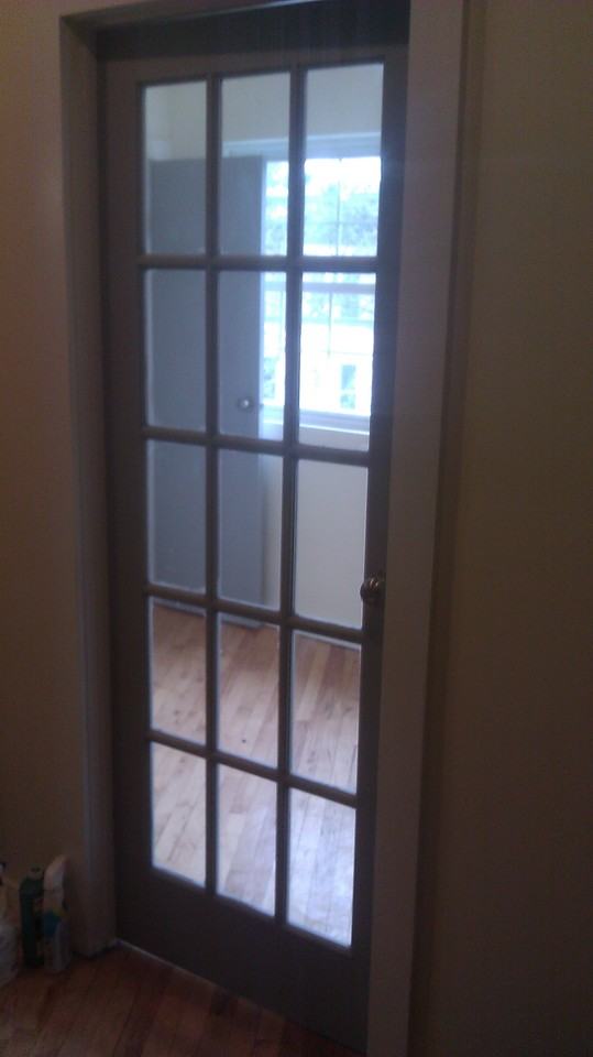 572 Bainbridge St - Photo 2 of 19