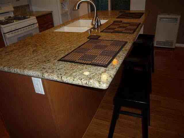538 Brooks Ave - Photo 3 of 12