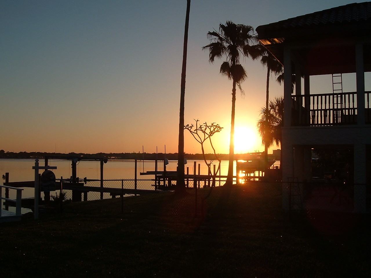 15857 Redington Dr - Photo 2 of 4