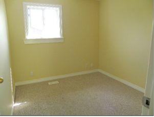 1390 Garvolin Ave - Photo 3 of 8