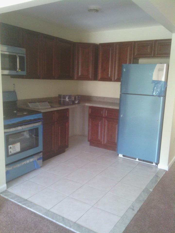 126 Tapscott Ave - Photo 2 of 4