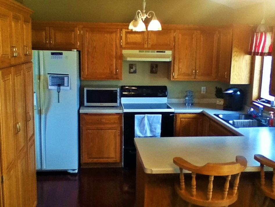 409 15th St N - Photo 2 of 19
