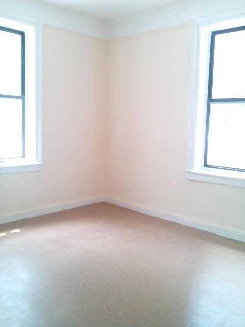 2792 Grand Concourse 107 - Photo 2 of 5