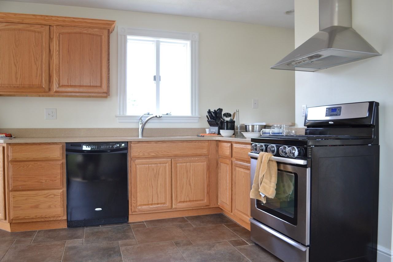 37 Sargent St #3 - Photo 6 of 11