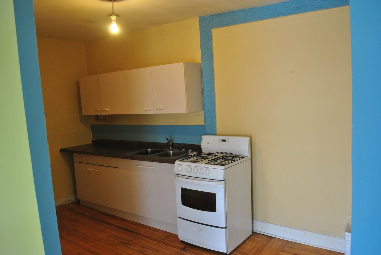 23 Main St S - Photo 2 of 4