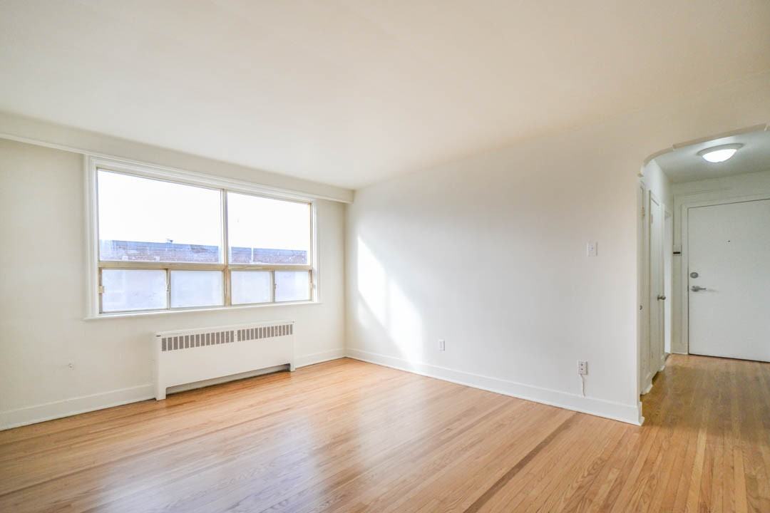 2897 St Clair Ave E #11 - Photo 2 of 8