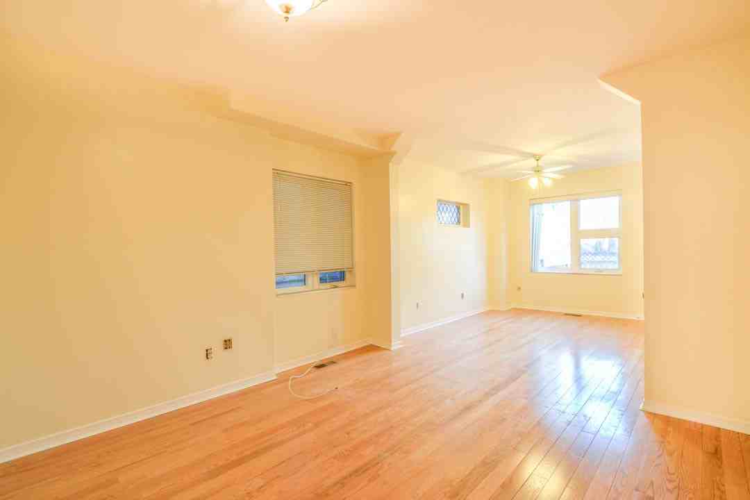 1697 Bayview Ave #B - Photo 2 of 15